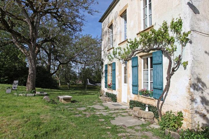 Location de vacances pour 14 personnes, avec jardin et vue à Saint-Père (Yonne) - 2