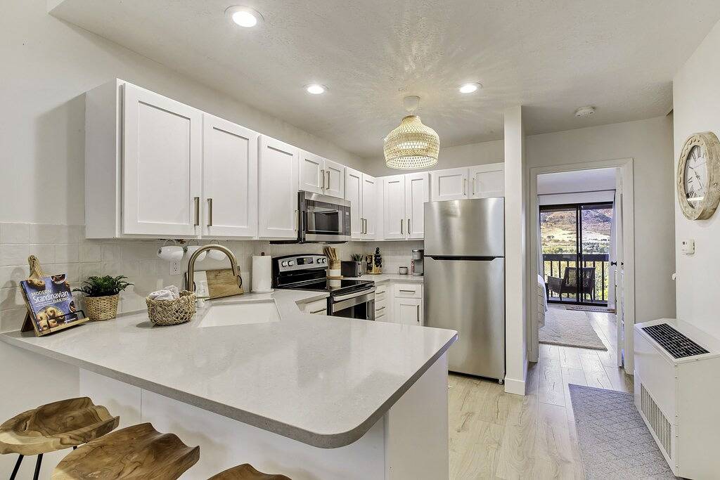 Ganze Wohnung, New remodeled Scandinavian theme Condo with Beautiful Mountain Views in Eden (UT), Uinta Wasatch Cache National Forest