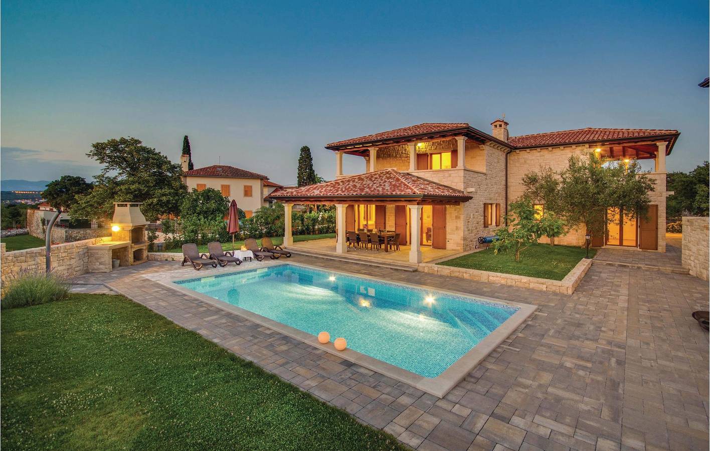 Ferienhaus für 10 Personen mit Terrasse in Zidarici, Krk