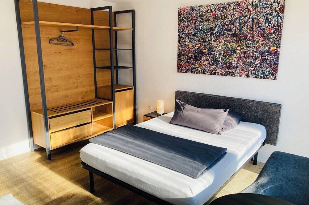 Ganze Wohnung, Modern und hochwertig eingerichtetes Penthouse (125qm) mit Balkon und kostenfreiem Wlan in Grettstadt, Fränkisches Weinland