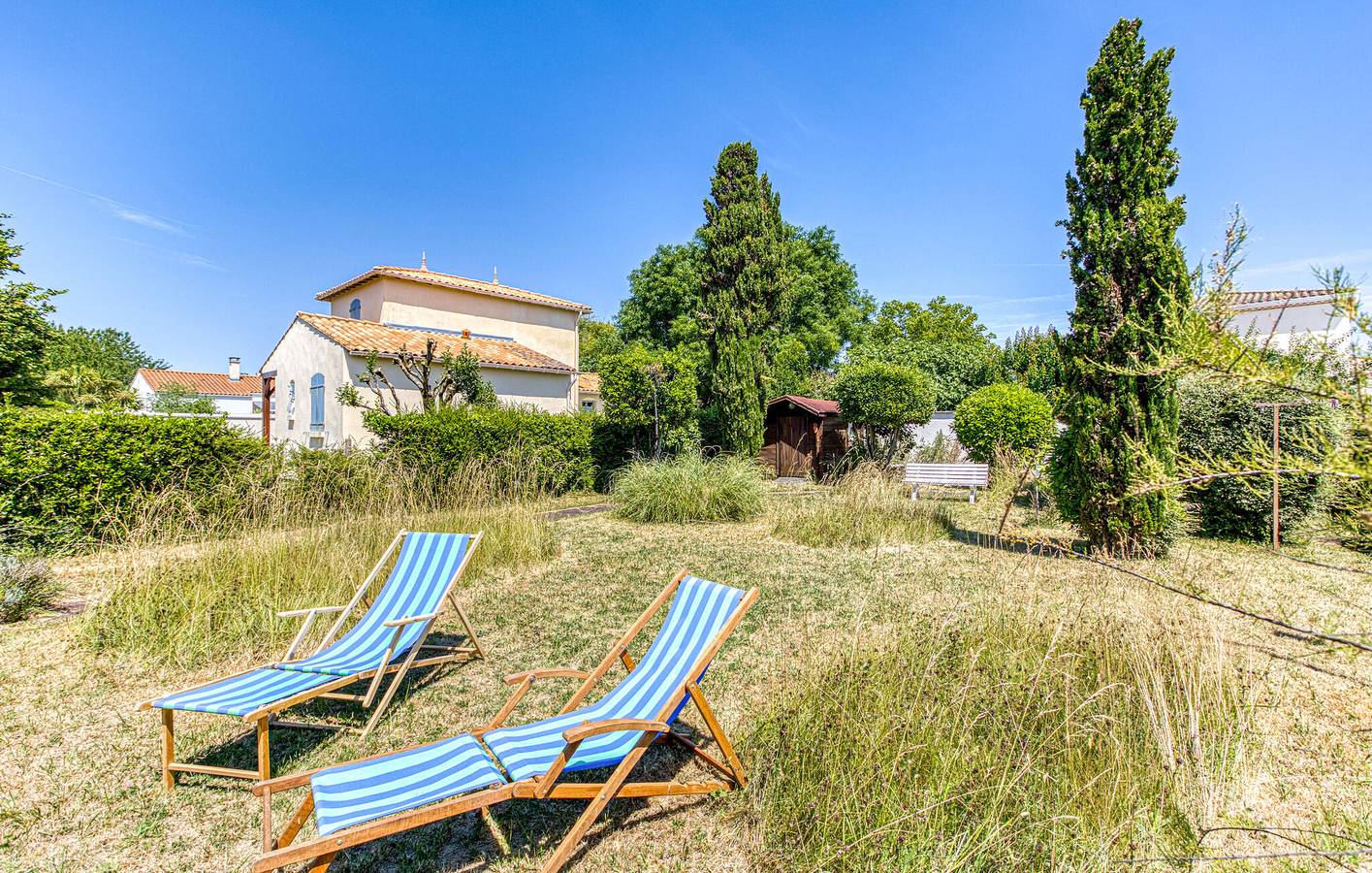 Acogedor apartamento con jardín, WiFi y aparcamiento cerca de Plage du Bureau in Vaux-sur-Mer, Côte de Beauté
