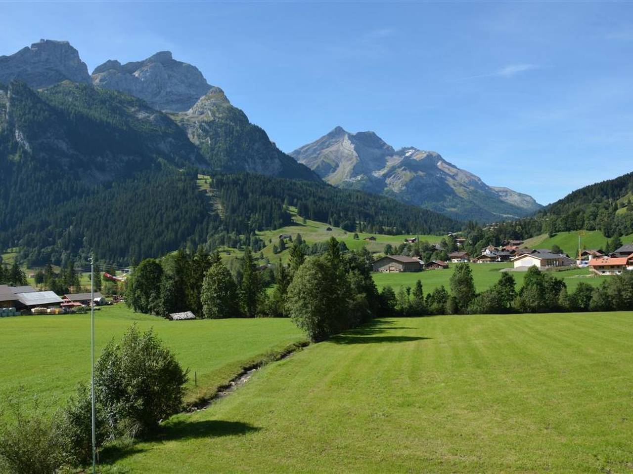 Ganze Wohnung, Sonnegg in Gsteig, Frutigen - Lenk - Adelboden