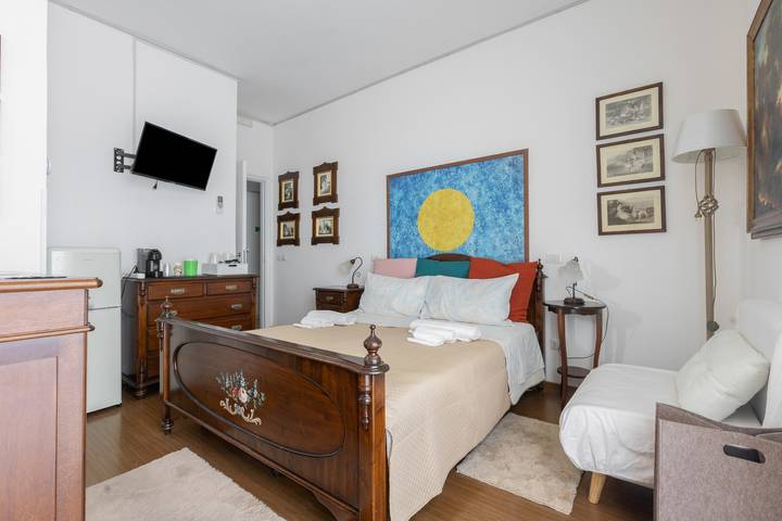 Entire apartment, Suite 'Ekaterina Sunsets' with Sea View in Brolo, Messina Province