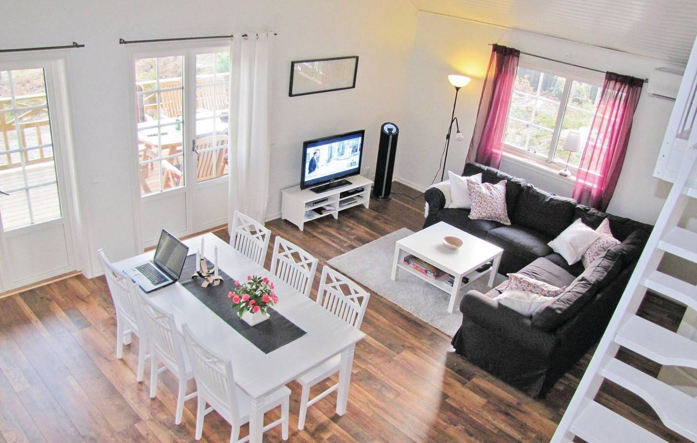 Ferienhaus für 8 Personen mit Terrasse in Dalslands Kanal