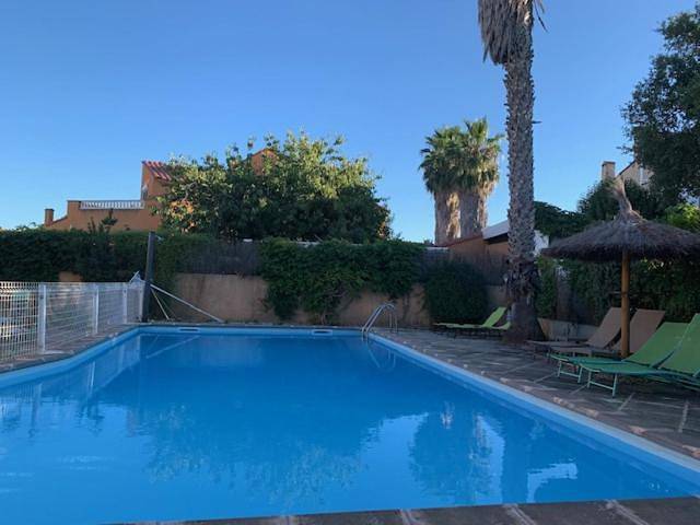 Villa pour 10 personnes, avec Terrasse ainsi que Jardin et Piscine à Sainte-Marie-la-Mer