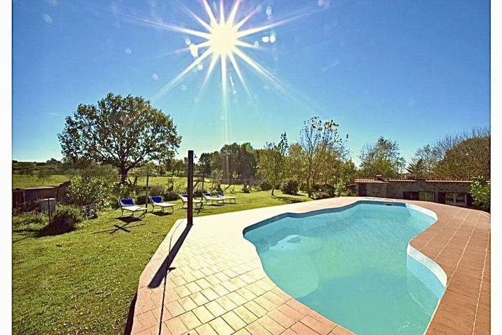Villa per 7 persone, con Piscina in Maremma