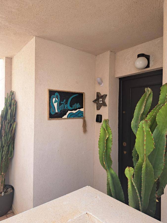 Gîte pour 5 personnes, avec balcon et vue à Calabardina - 4