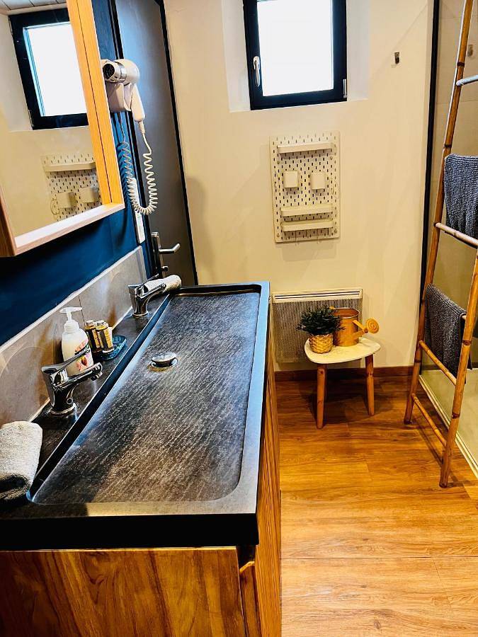 Location de vacances pour 4 personnes, avec jardin dans Plage De La Bosse L Epine - 4