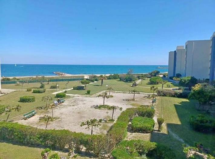 Gîte pour 2 personnes, avec vue et jardin dans Port Saint Ange - 2