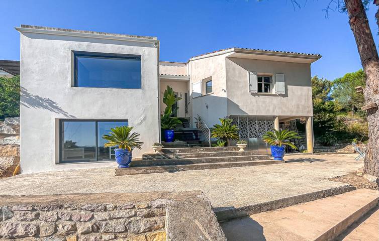 Maison de vacances pour 10 personnes, avec Terrasse ainsi que Jardin et Piscine