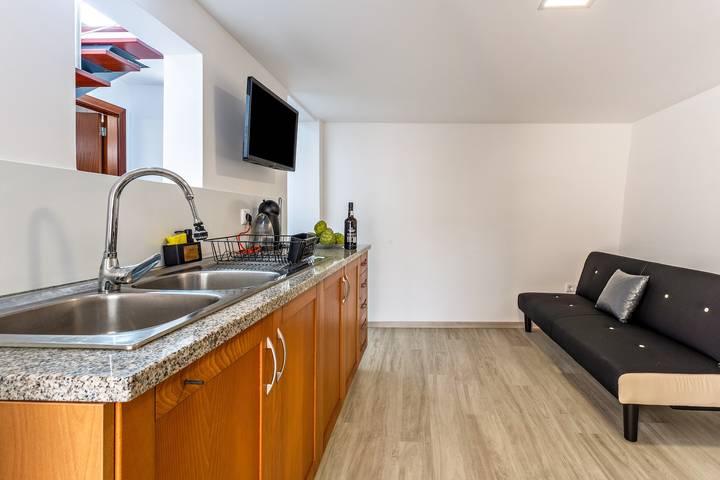 Entire apartment, Apartment 'Panoramic Views I I' with Sea View, Wi-Fi and Air Conditioning in Caniço, Madeira