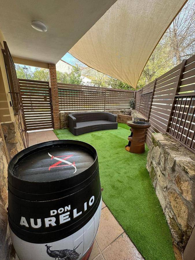 Casa de vacaciones para 6 personas, con jardín además de vistas y piscina - 1