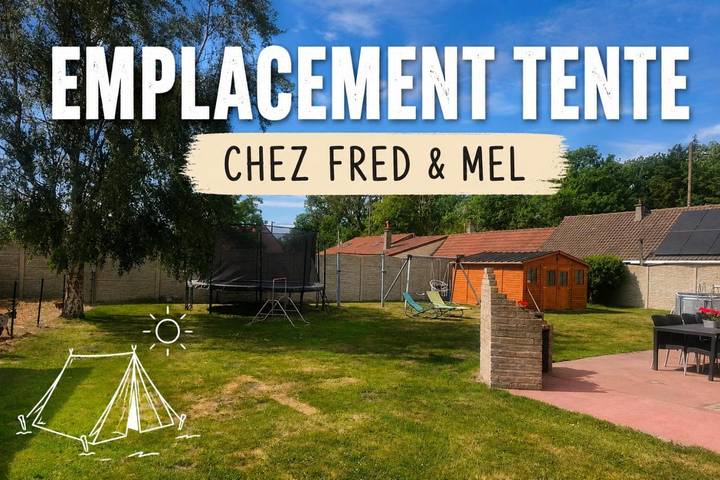 Location de vacances pour 5 personnes, avec Jacuzzi et Terrasse ainsi que Jardin et Piscine dans Hardinghen