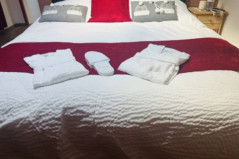 Appartement entier, Suite exclusive****150m2 dans auberge de montagne 2 chambres spa sauna privatif in Saint-Nizier-du-Moucherotte, Parc naturel régional du Vercors