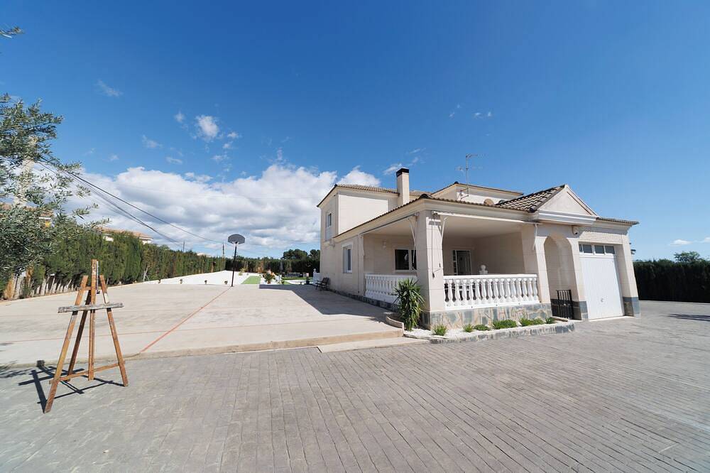 4-bedrooms villa in Liria, 25 min to Valencia in Liria, Provincia de Valencia
