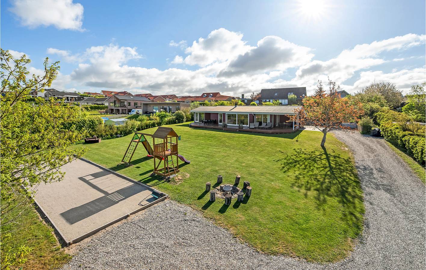 Ferienhaus für 8 Personen mit Terrasse in Knebel, Süddjursland