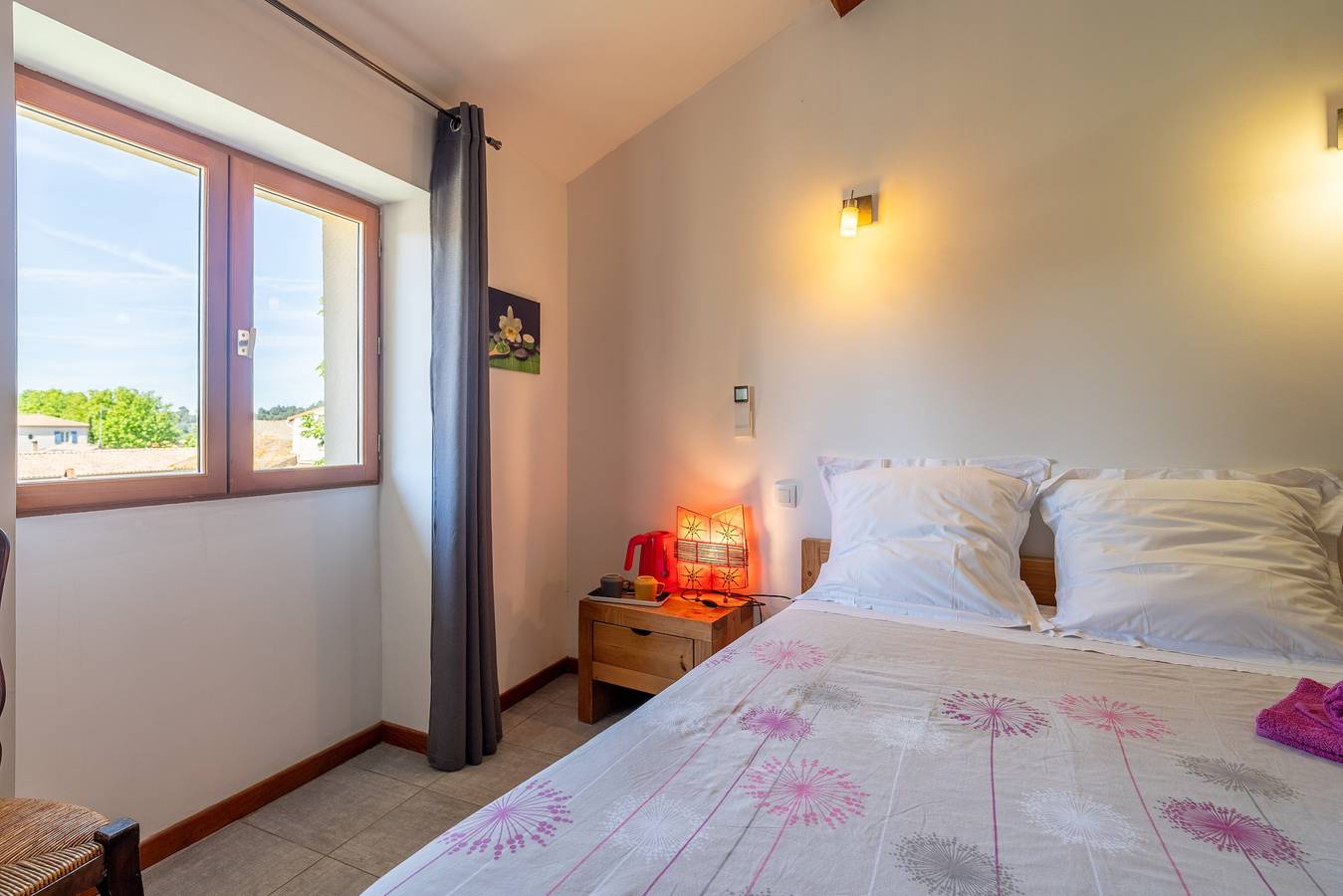 Habitación «Galet» con terraza compartida, Wi-Fi y aire acondicionado in Colombiers, Côte d'Améthyste