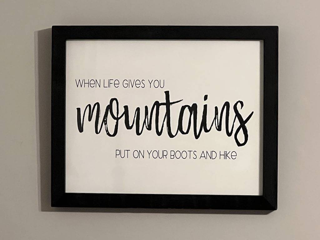 Bella Vita ~ 2 Pm Late Checkout ~ One-Level Cabin w/View ~ 10 Star ~Pets Welcome in Blue Ridge Parkway, Cataloochee Valley