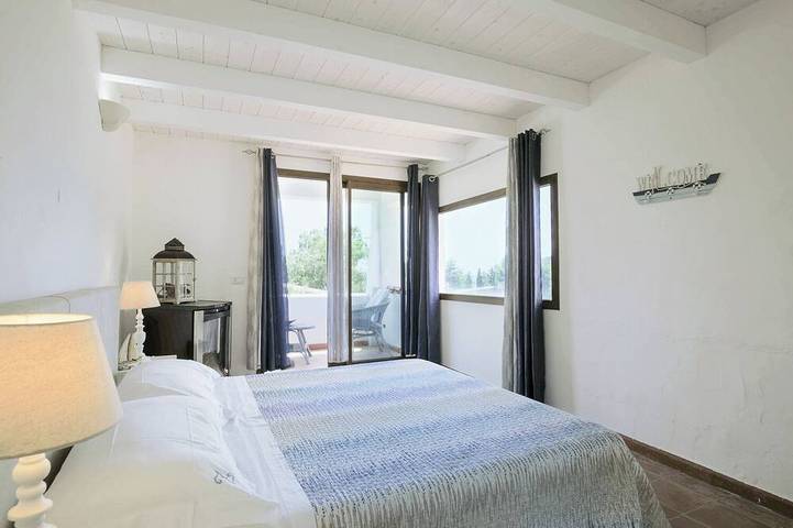 Villa Giulietta – Privater Pool, 200 Meter vom Strand entfernt in Torre delle Stelle, Maracalagonis