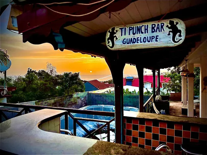 Apartamento de vacaciones para 4 personas, con jacuzzi y jardín - 1