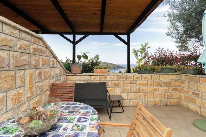 Ferienwohnung für 4 Personen, mit Garten und Pool - 1