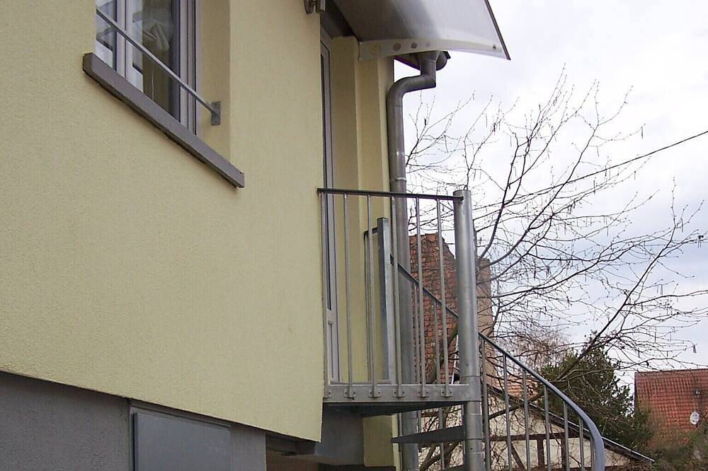 Appartement entier, Gîte meublé classé 2 étoiles de 25m²  idéal 2 personnes  (max 4 personnes) in Eckwersheim, Région de Strasbourg