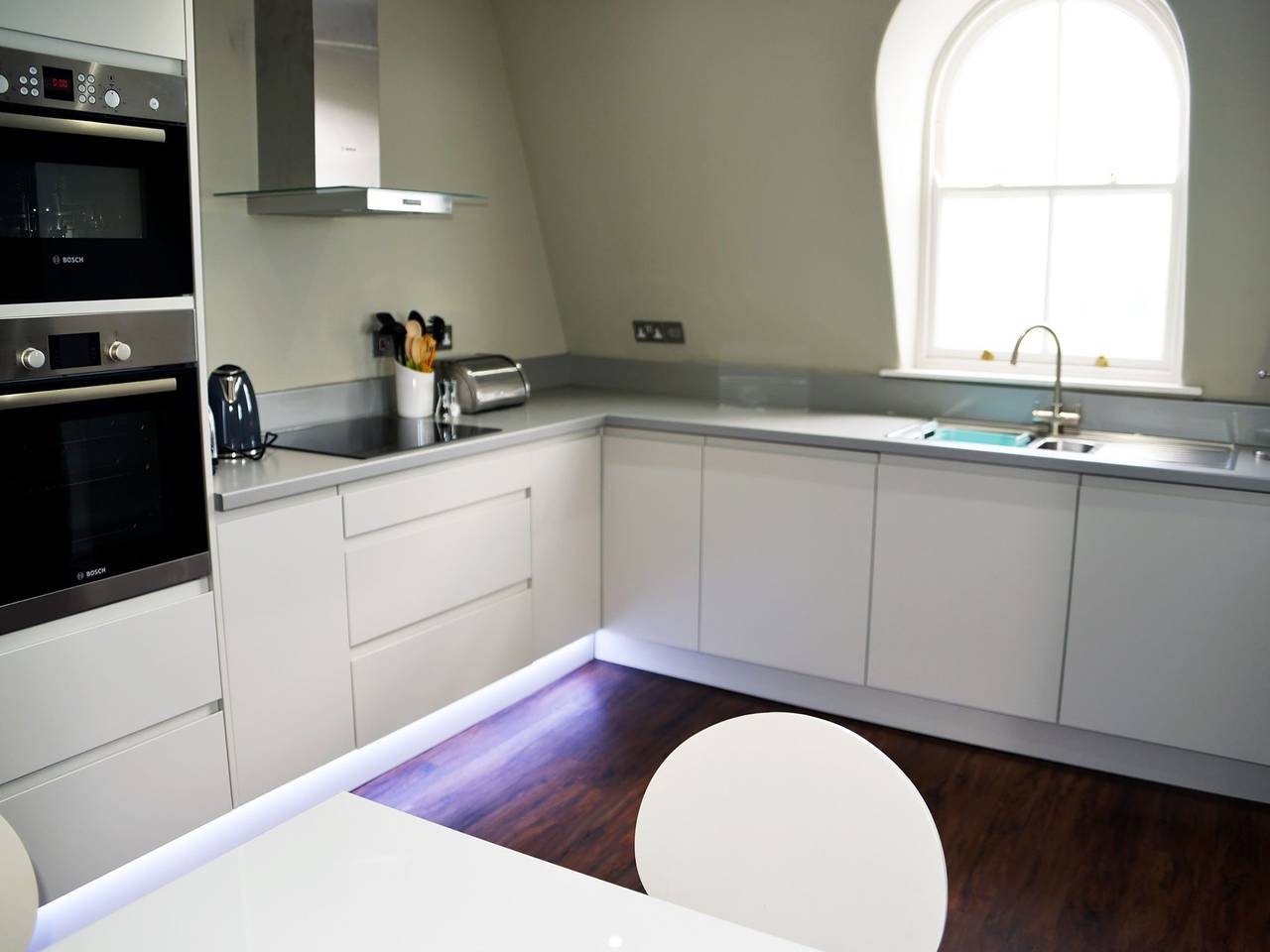 Entire apartment, Helle, erst kürzlich vollständig renovierte (2016) Ferienwohnungen in einem den in Plymouth, South West England