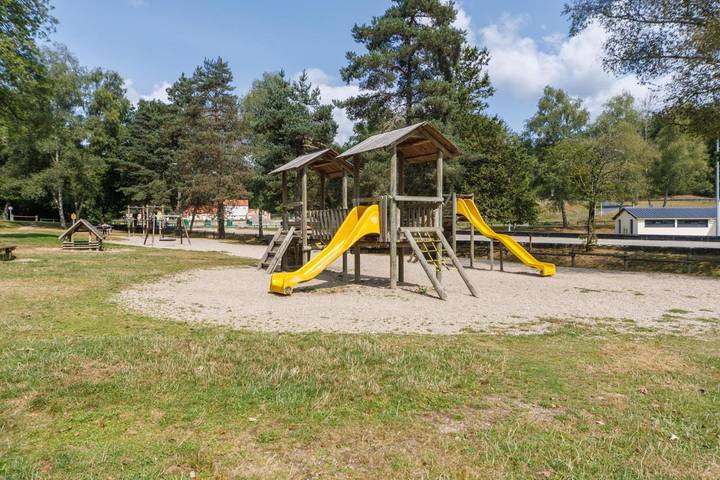 Gîte pour 6 personnes, avec piscine et terrasse à Saint-Rémy-sur-Durolle - 2