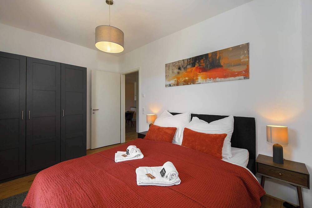 Ganze Wohnung, Luxuriöses 4-Zimmer-Apt im Boutique-Stil I Top-Lage I Familienfreundlich I Balkon I Küche I Netflix I Kostenloser Parkplatz I 105 m2 in Eltville, Eltville am Rhein