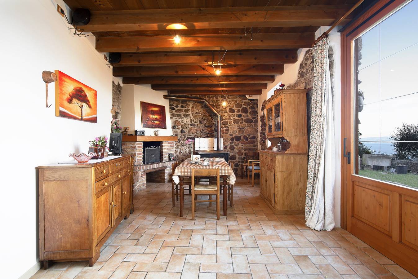 Ganze Wohnung, Ferienwohnung "Casa Silvia ll" mit Seeblick, Wlan & Garten in Torri del Benaco, Gardasee-Berge