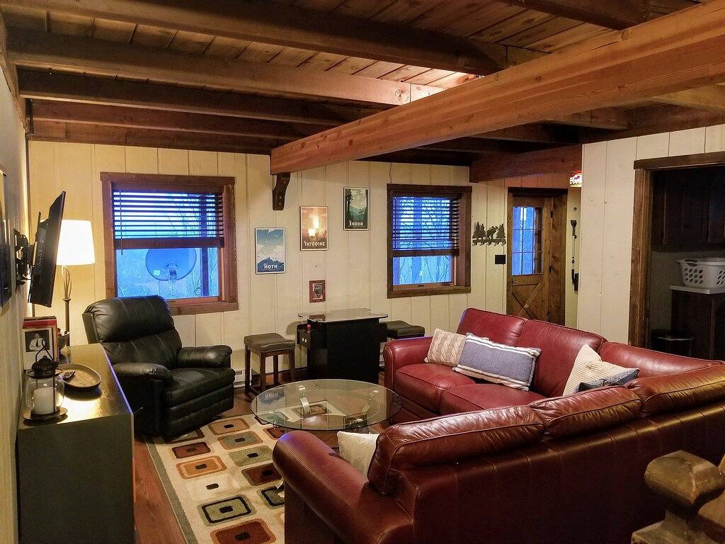 Geräumig und wunderschön restauriert Schuss Mountain \"A-Frame\" - für 12 Personen in Antrim County