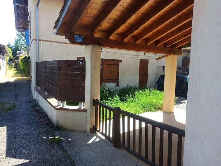 Gîte pour 4 personnes, avec jardin, adapté aux familles à Saint-Laurent (Midi-Pyrénées)
