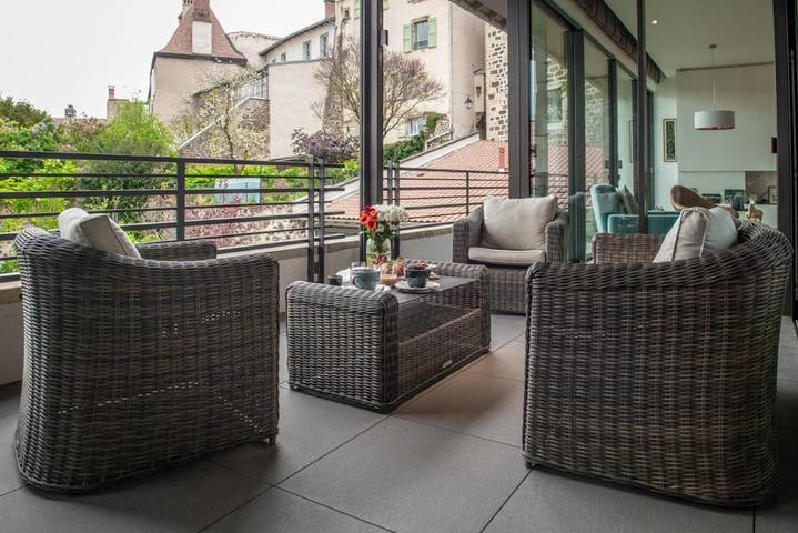Gîte pour 6 personnes, avec terrasse et vue, animaux acceptés dans Office de Tourisme du Puy en Velay - 2