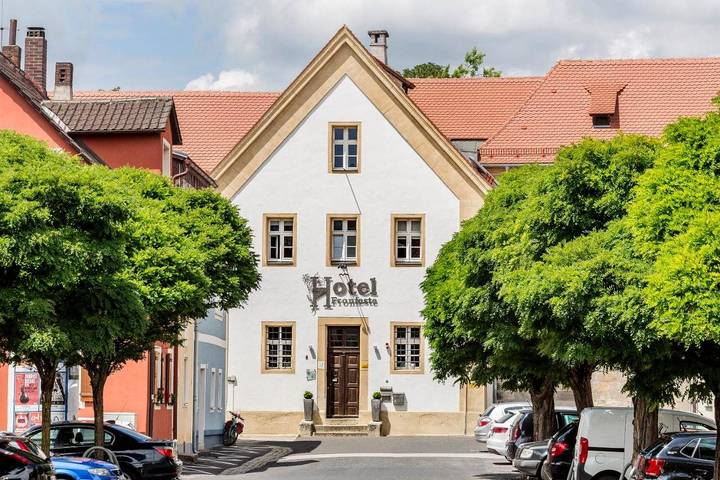 Hotel für 3 Personen, mit Garten in Amberg (Oberpfalz) - 2