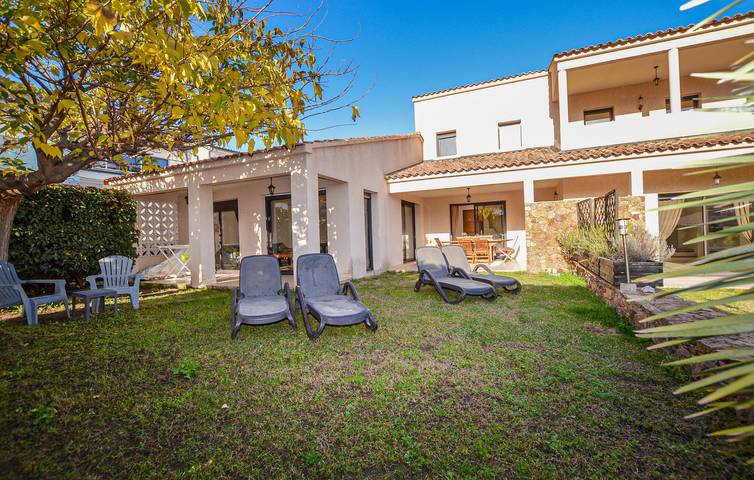 Maison de vacances pour 8 personnes, avec Terrasse et Jardin dans Sagone