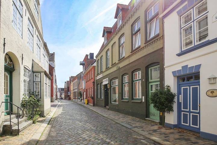 Ganze Wohnung, Ferienwohnung Altes Kontorhaus Backbord in Husum für bis zu 2 Personen in Husum Hafen, Husum