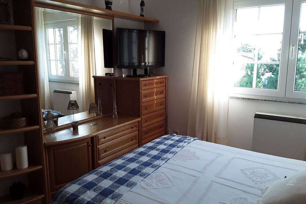 Ganze Wohnung, Lodging two minutes from Paramean Beach in Esteiro, Muros (Galicien)