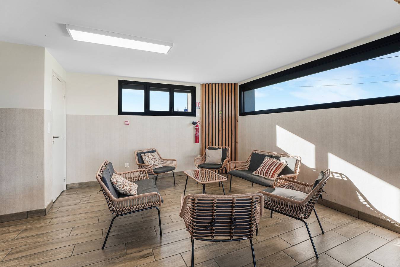 Ferienhaus 'Grand Gîte - Salle De Réception' mit privater Terrasse, Wlan & Klimaanlage in Veauchette, Montbrison