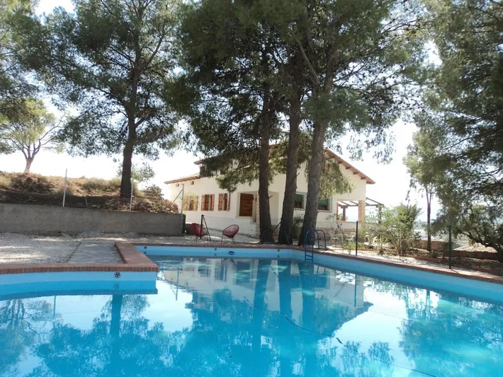 Ferienhaus für 16 Personen, mit Pool und Ausblick sowie Garten, mit Haustier - 1
