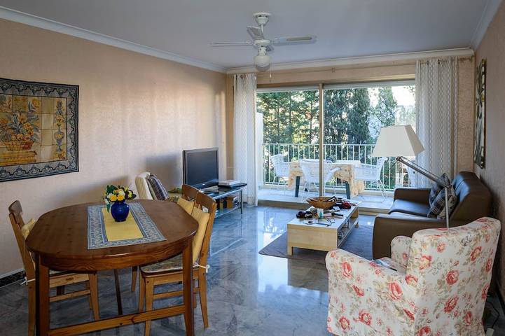 Gîte pour 4 personnes, avec balcon et piscine dans Plage de la Salis - 4