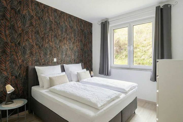 Ganze Wohnung, Waldsee Apartments - Sauna, Whirlpool & Balkon in Rieden (Eifel), Osteifel