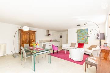 Gîte pour 2 Personnes dans Cortambert, Région de Mâcon, Photo 4