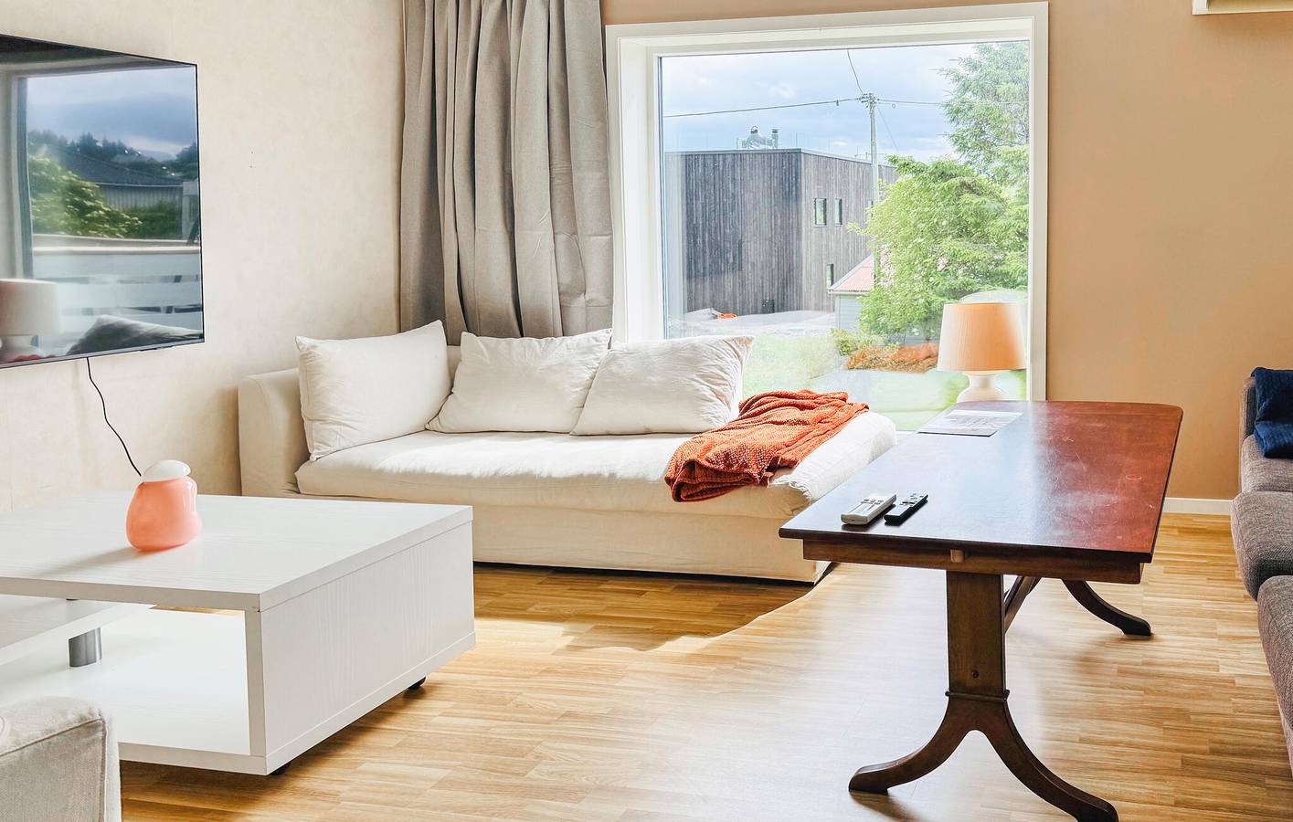 Ferienhaus für 10 Personen mit Terrasse in Sandøy, Nördliches Fjordnorwegen