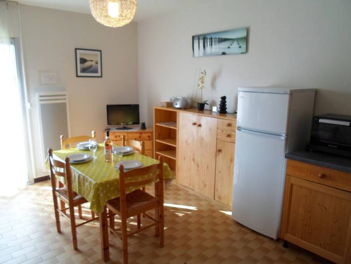 Ganze Wohnung, Komfortable Wohnung nahe Thermen, Haustiere erlaubt in Balaruc-les-Bains, Mittelmeerküste (Frankreich)