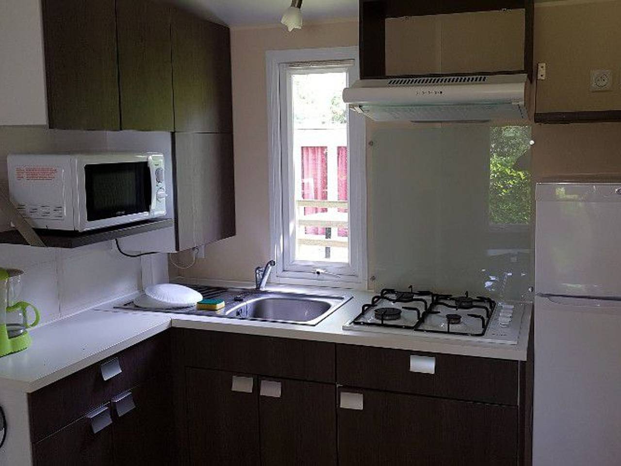 Mobile Home with Terrace for 4 People in Moncrabeau, Nérac en omgeving