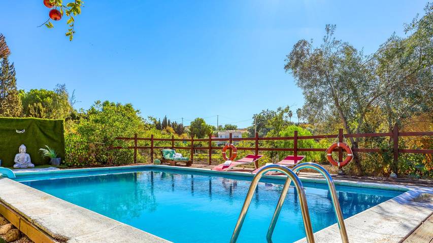 Villa pour 8 personnes, avec Balcon/Terrasse et Piscine à Malaga