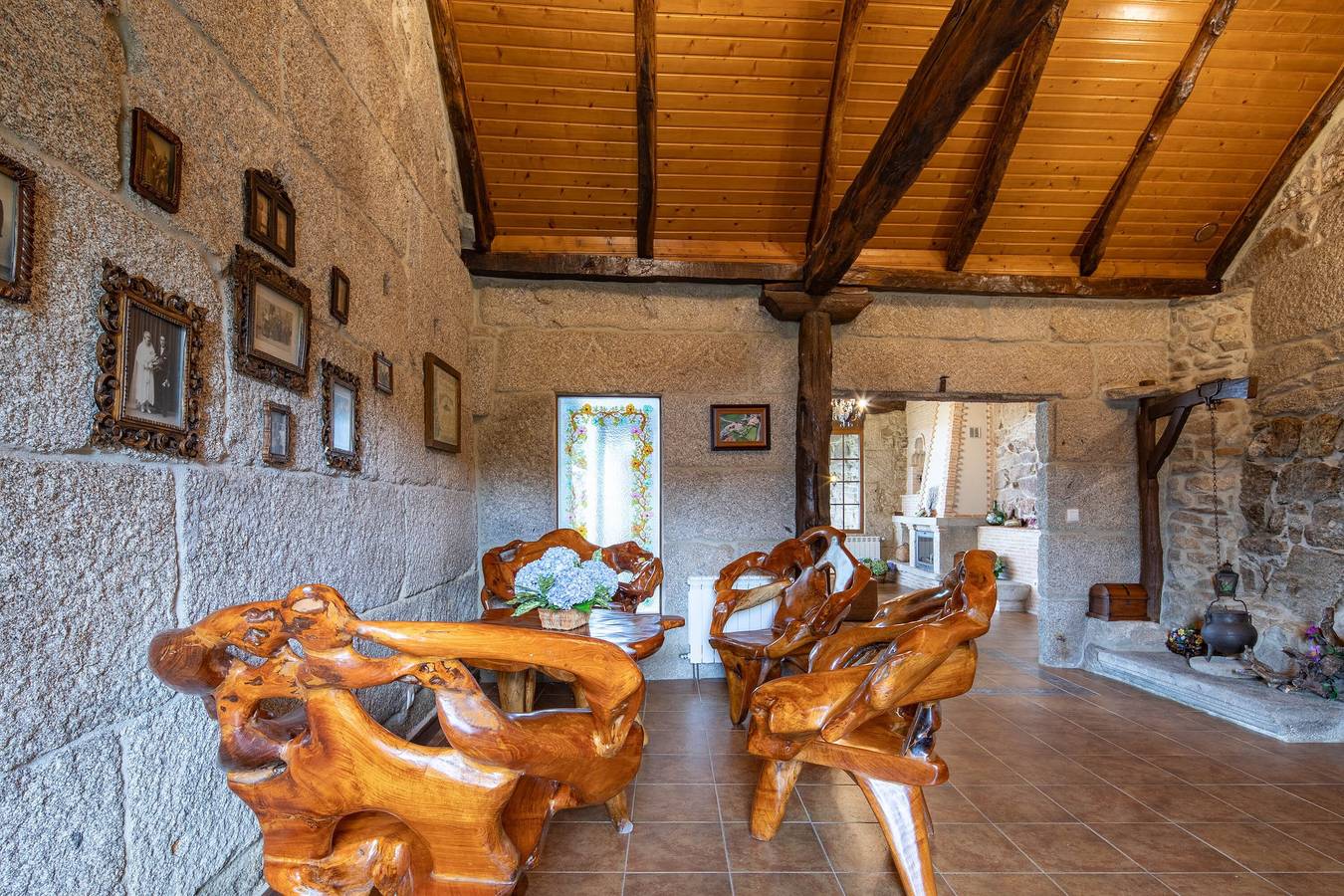 Maison de campagne "Casa Rural Magina" avec vue sur les montagnes, terrasse privée et Wi-Fi in Fornelos de Montes, Province de Pontevedra