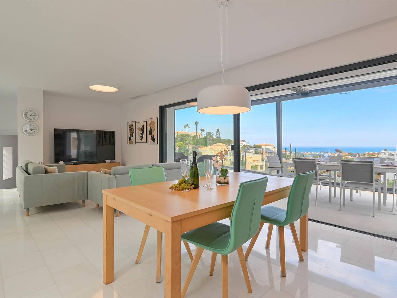 Moderne Villa mit privatem Pool und Klimaanlage in Denia in Montgo, Dénia
