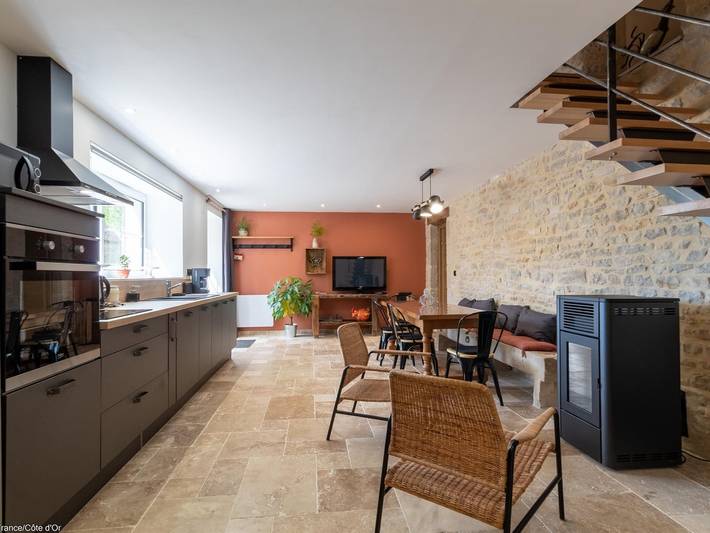 Renoviertes authentisches Ferienhaus, nahe Beaune, Natur & Klettern in Bouilland, Beaune und Umgebung