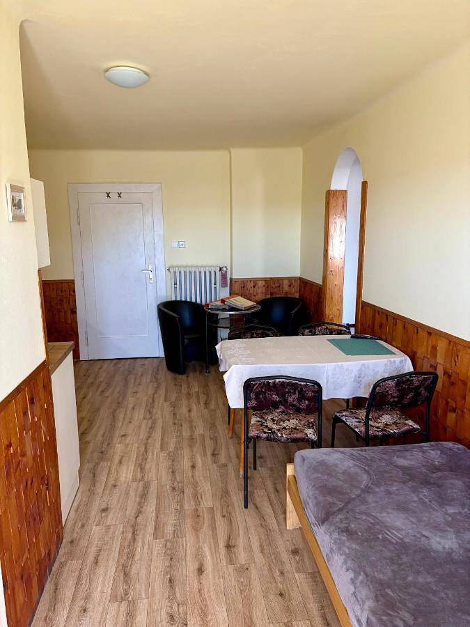 Gîte pour 4 personnes, avec vue à Tábor - 4